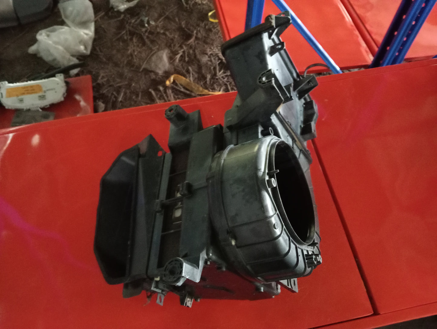 Mitsubishi | Cedia | Aircon Blower Housing