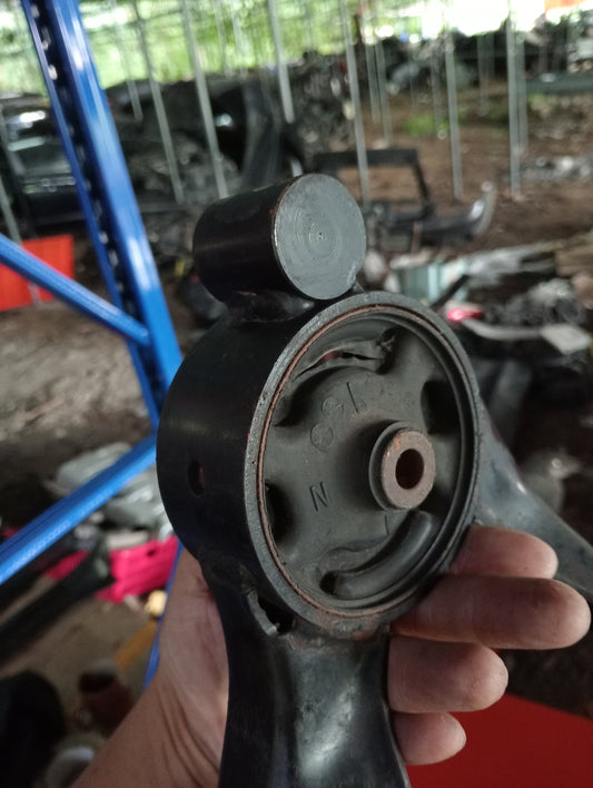 Mitsubishi | Cedia | Engine Support