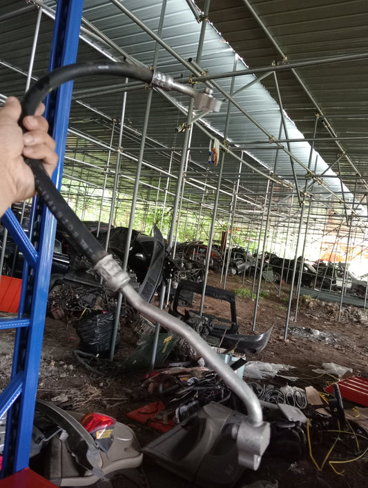 Mitsubishi | Cedia | Condenser Hose