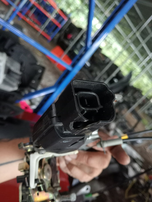 Toyota | Altis | 2005 | Actuator Lock Driver Side