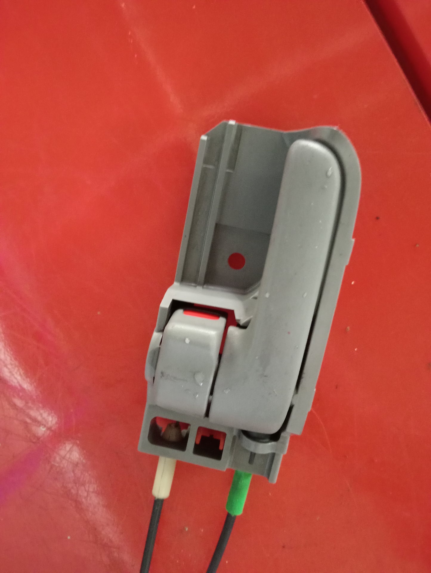 Toyota | Altis | 2005 | Inner Door Handle Driver Side