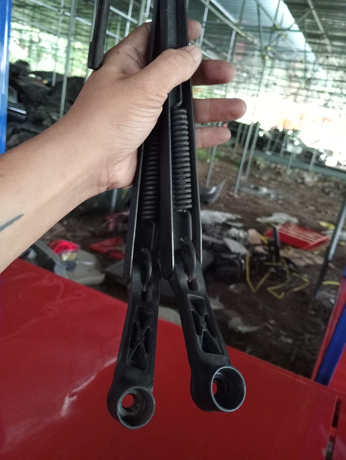 Toyota | Altis | 2005 | Wiper Arm L&R