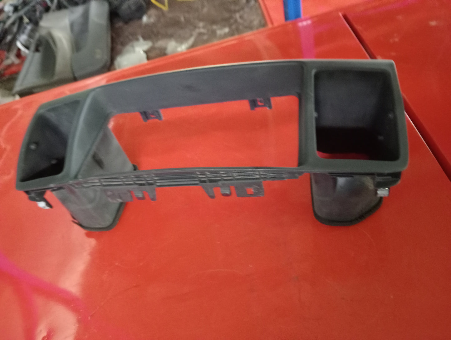 Toyota | Altis | 2005 | Center Louver Frame