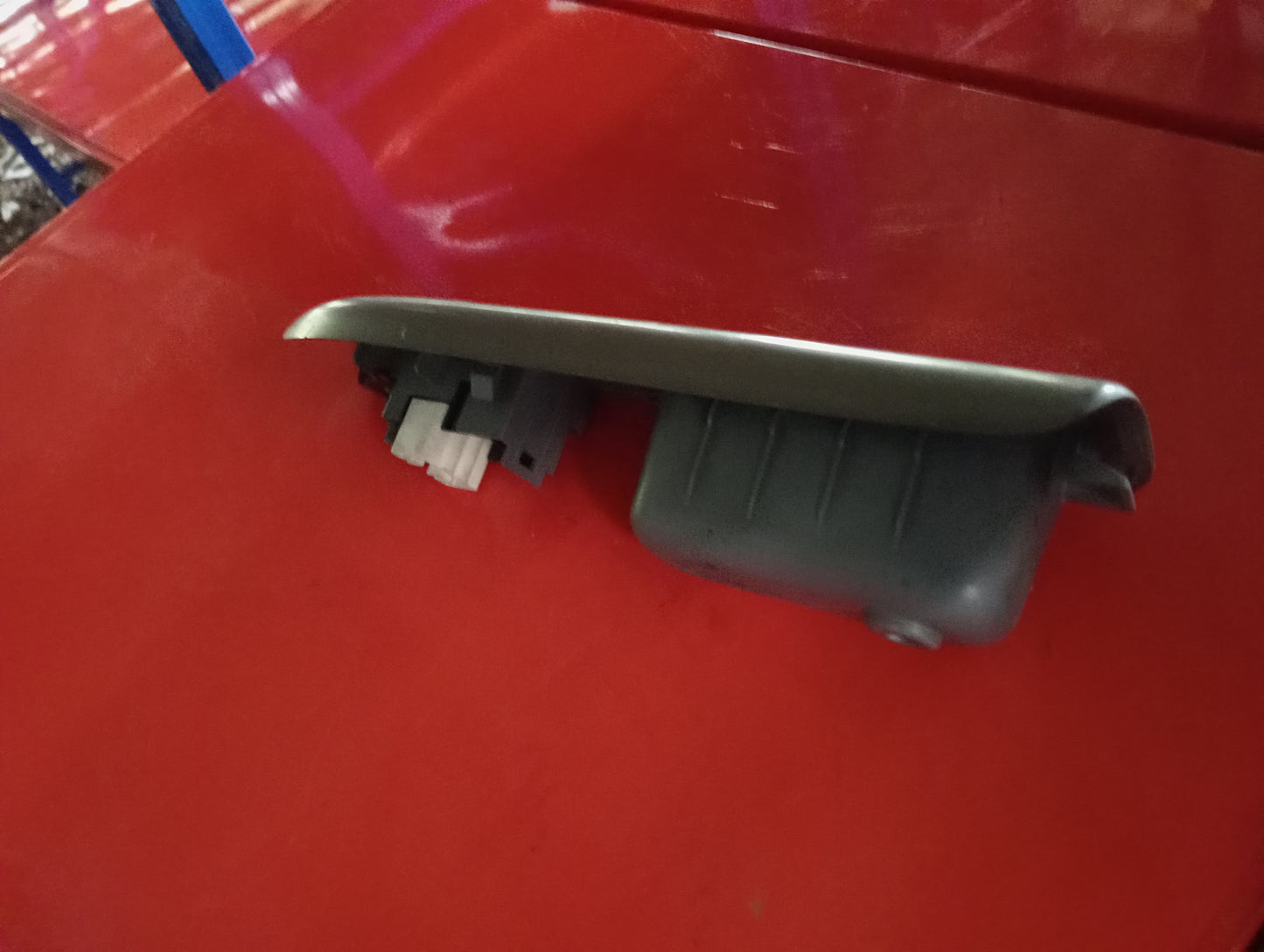 Toyota | Altis | 2005 | Window Switch With Cover Front Passenger Side