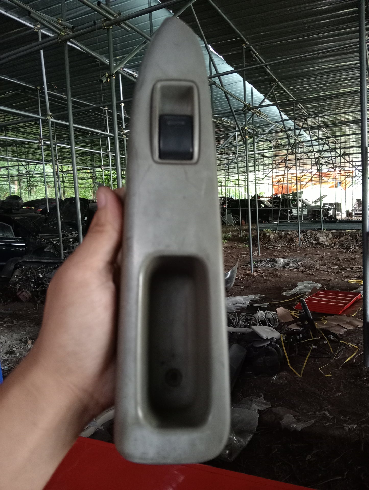 Toyota | Altis | 2005 | Window Switch With Cover Front Passenger Side