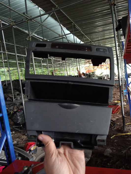 Toyota | Altis | 2005 | Center Frame