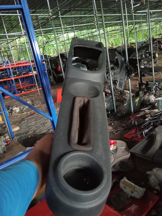 Chevrolet | Aveo | Center Console Frame