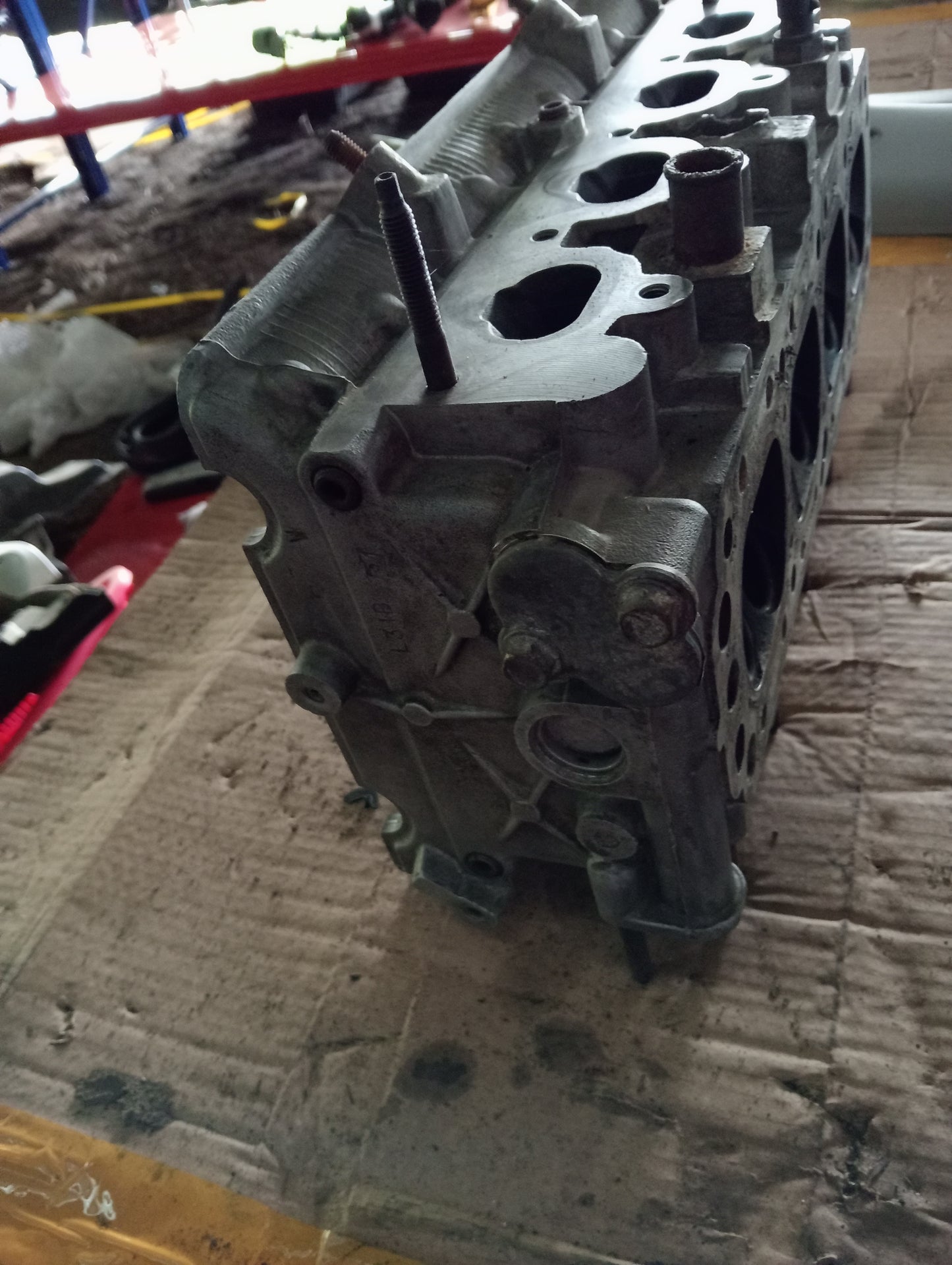 Chevrolet | Optra 1.6 | Cylinder Head