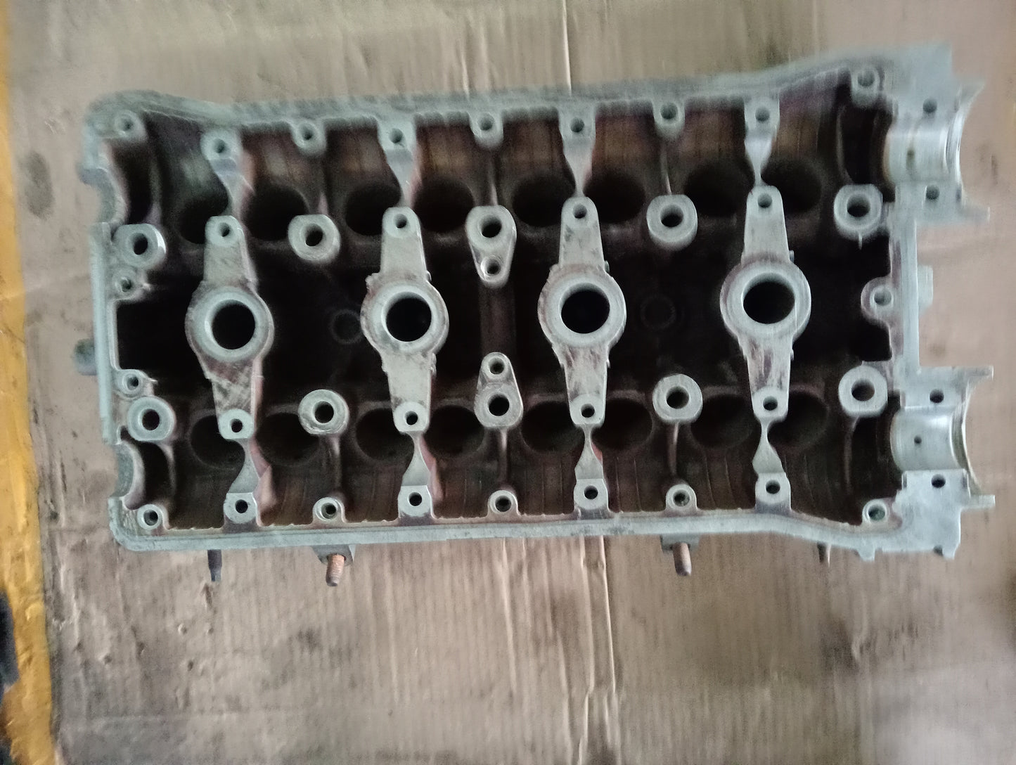 Chevrolet | Optra 1.6 | Cylinder Head