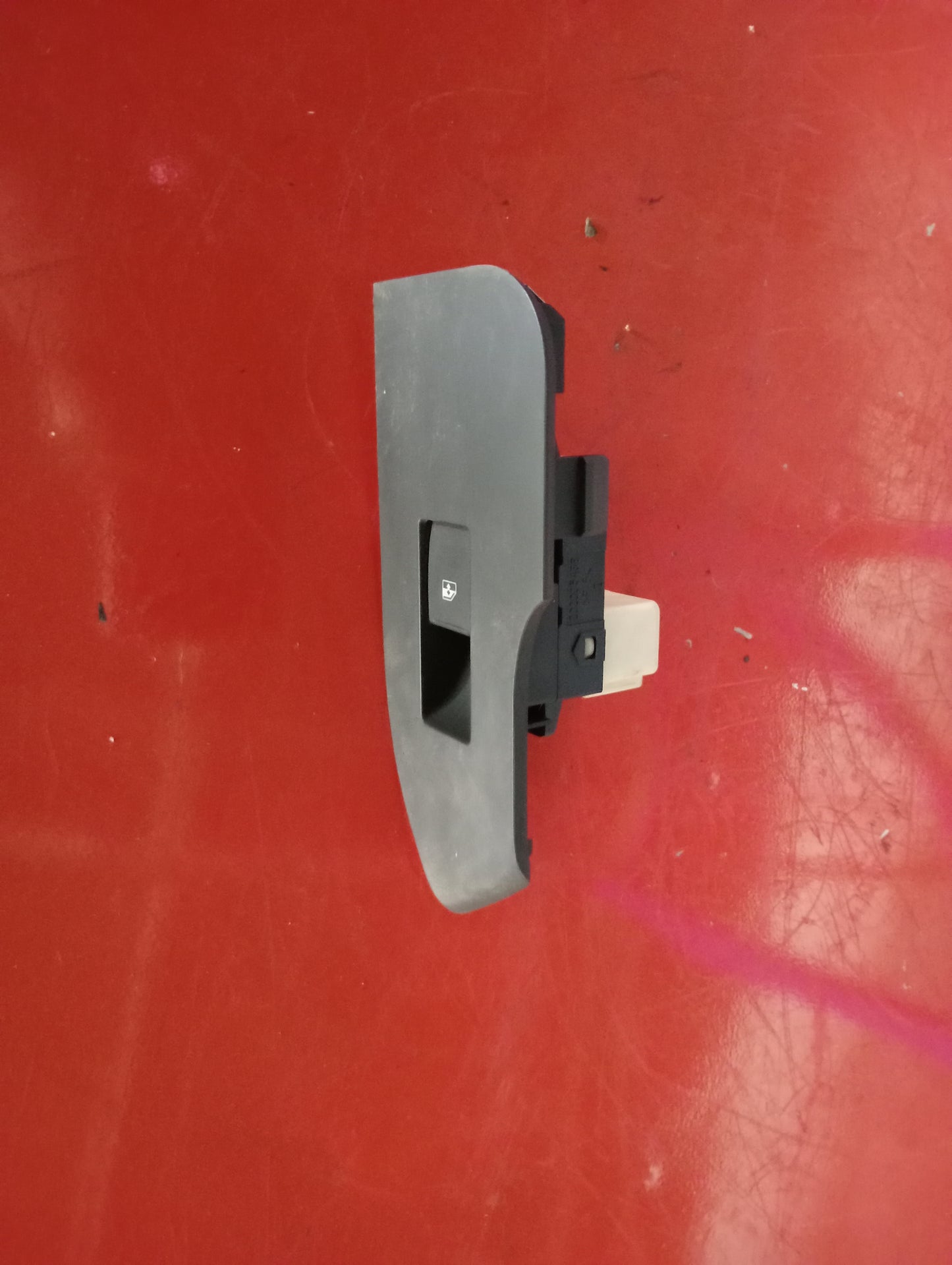 Toyota | Altis | 2005 | Window Switch Rear Driver Side
