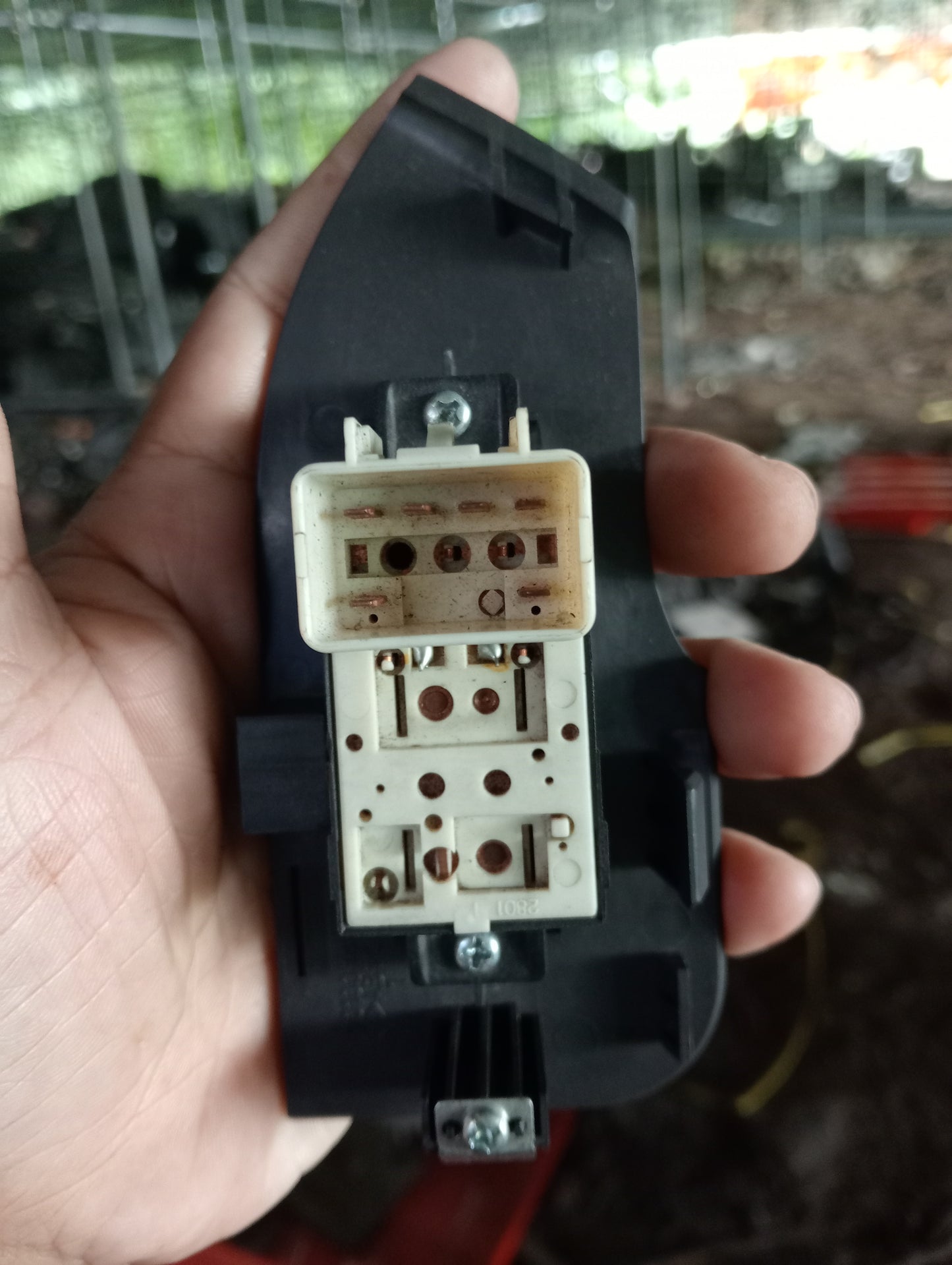 Toyota | Altis | 2005 | Window Switch Rear Driver Side