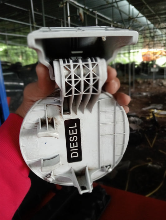 Hyundai Accent | CRDI | Outer Gas Tank Cover