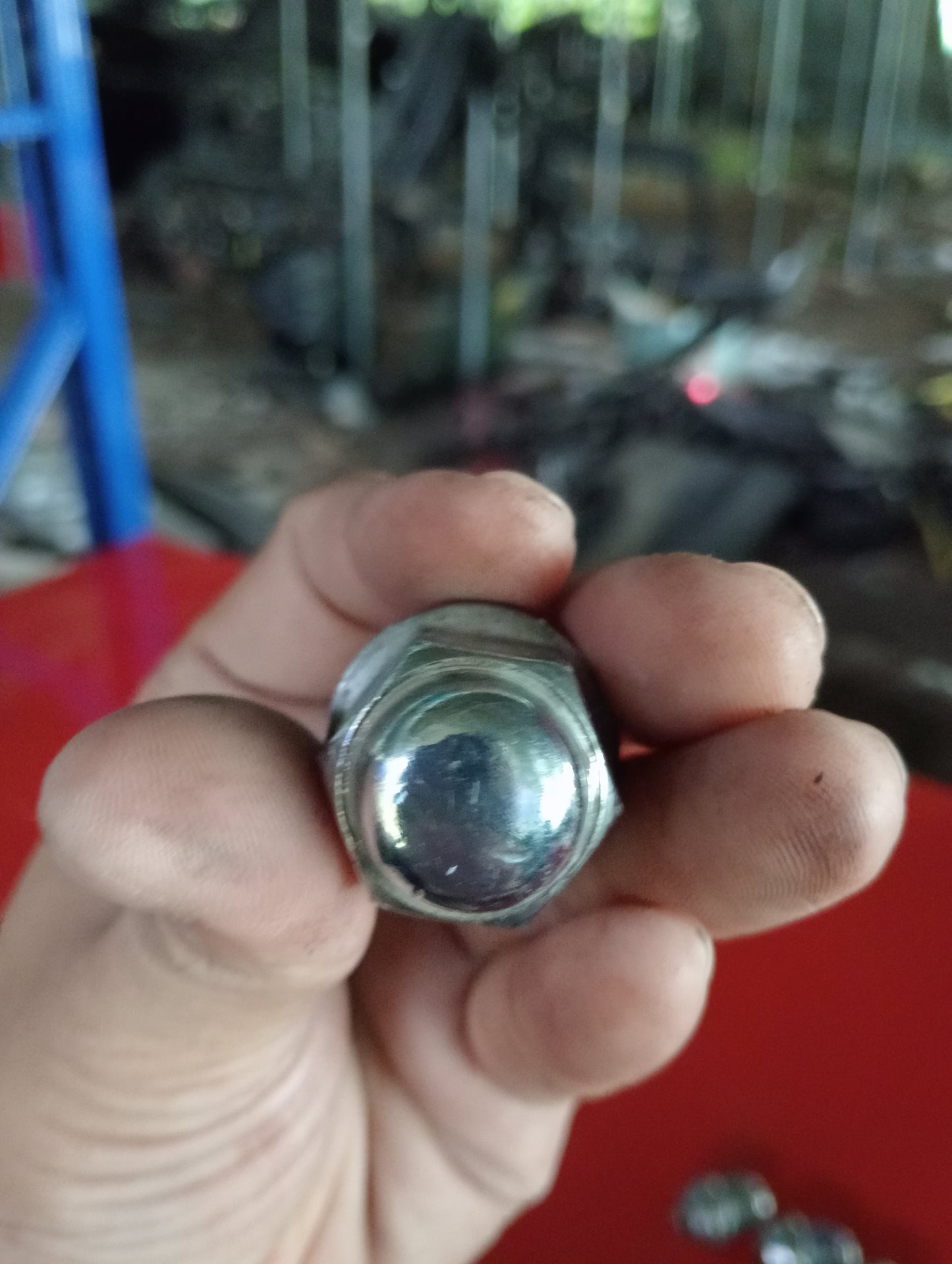 Hyundai Accent | CRDI | Stud nut