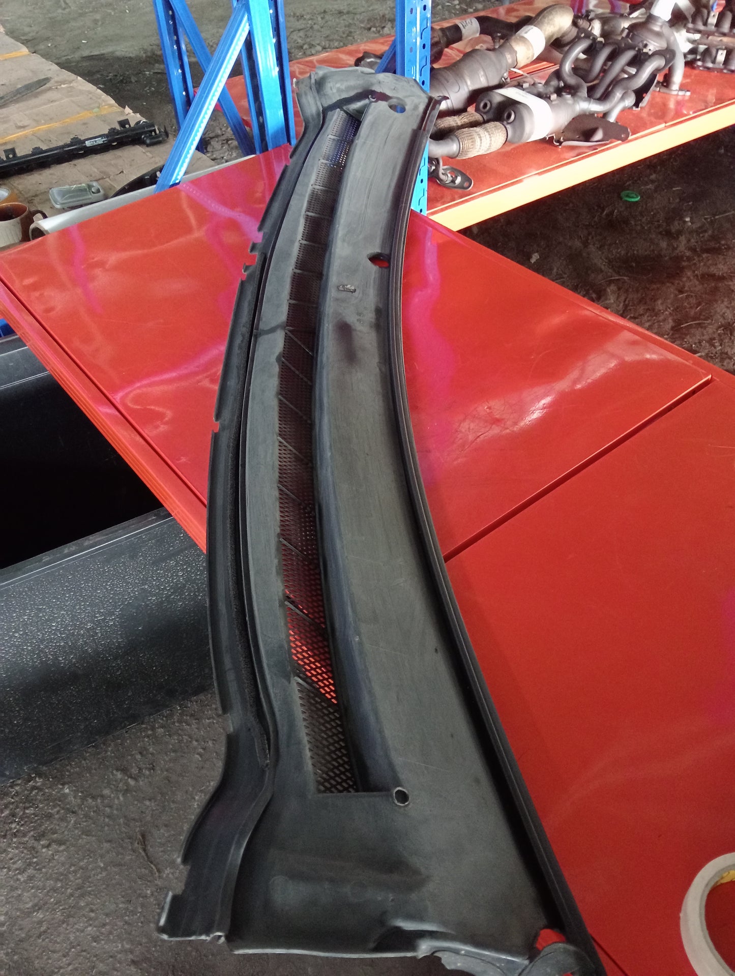 Ford Focus | 1.8 | Gas | Cowl Cover