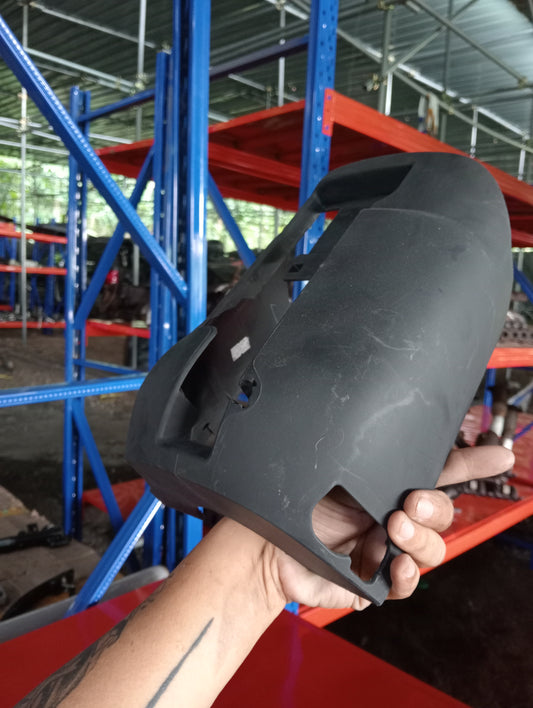 Ford Focus | 1.8 | Gas | Steering Column Cover