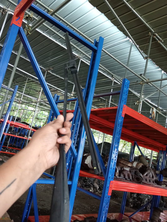 Ford Focus | 1.8 | Gas | Wiper Arm