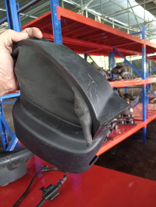 Ford Focus | 1.8 | Gas | Steering Wheel Cover