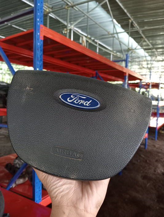 Ford Focus | 1.8 | Gas | Steering Wheel Air Bag