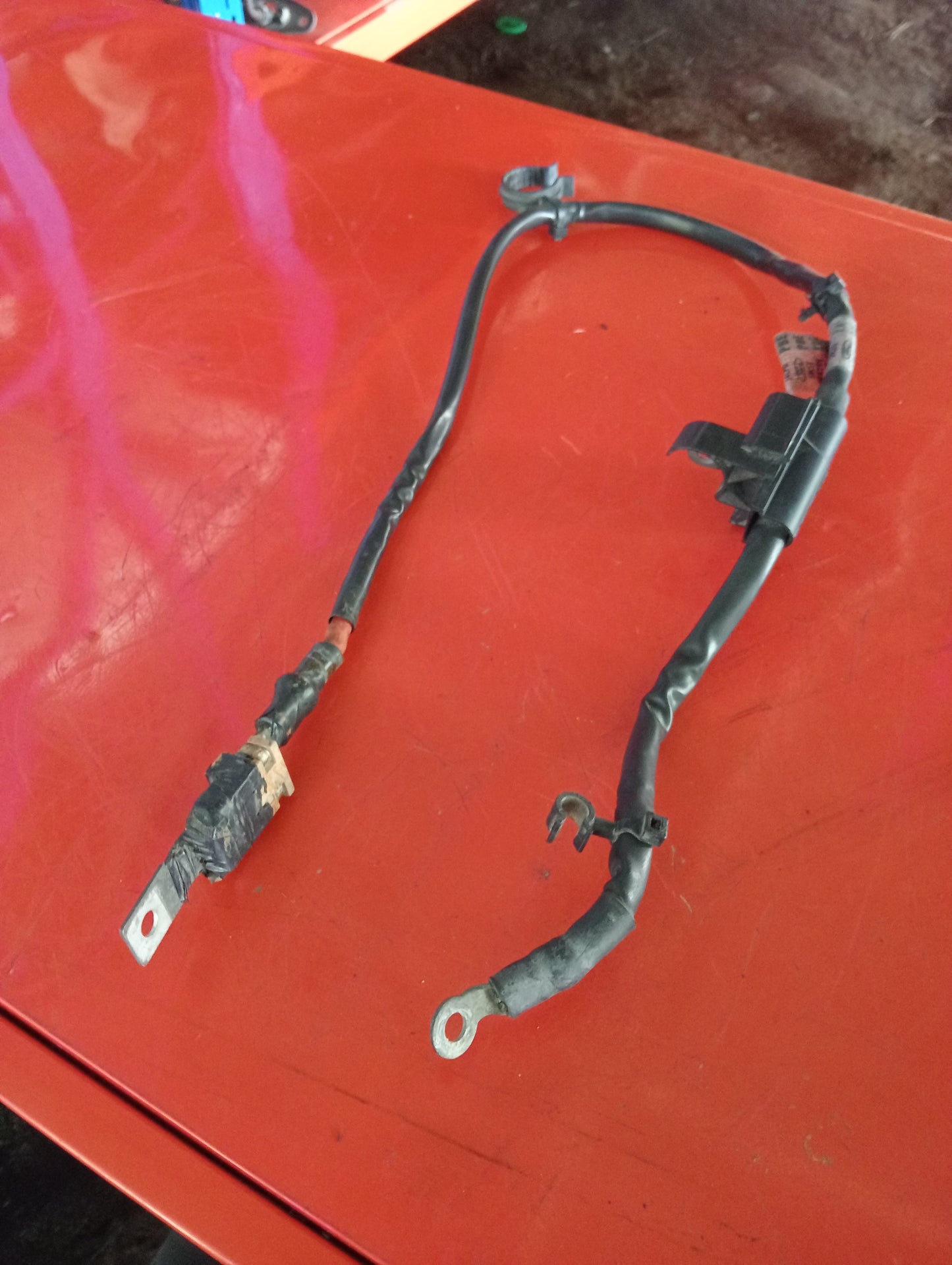 Ford Focus | 1.8 | Gas | Battery Wirings