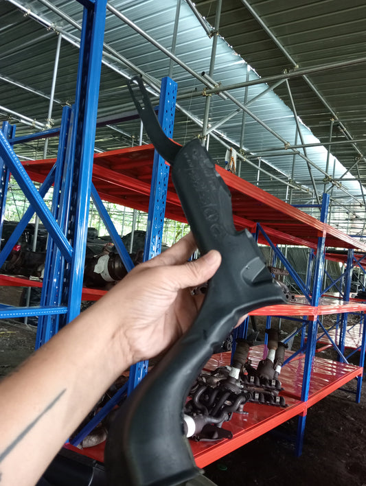 Ford Focus | 1.8 | Gas | Air Intake Pipe