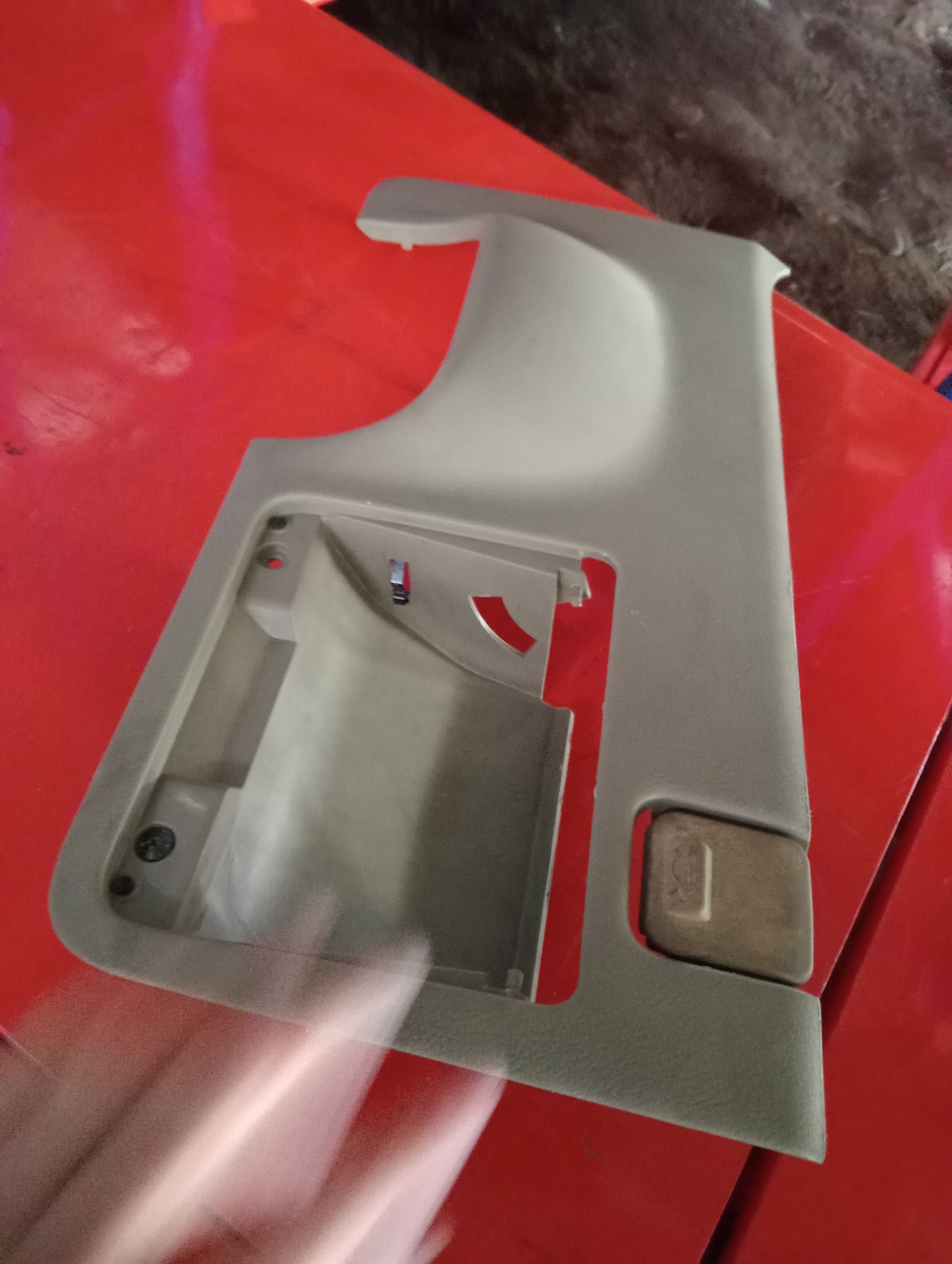 Chevrolet Optra | 1.6 | Lower Dashboard Cover Driver Side