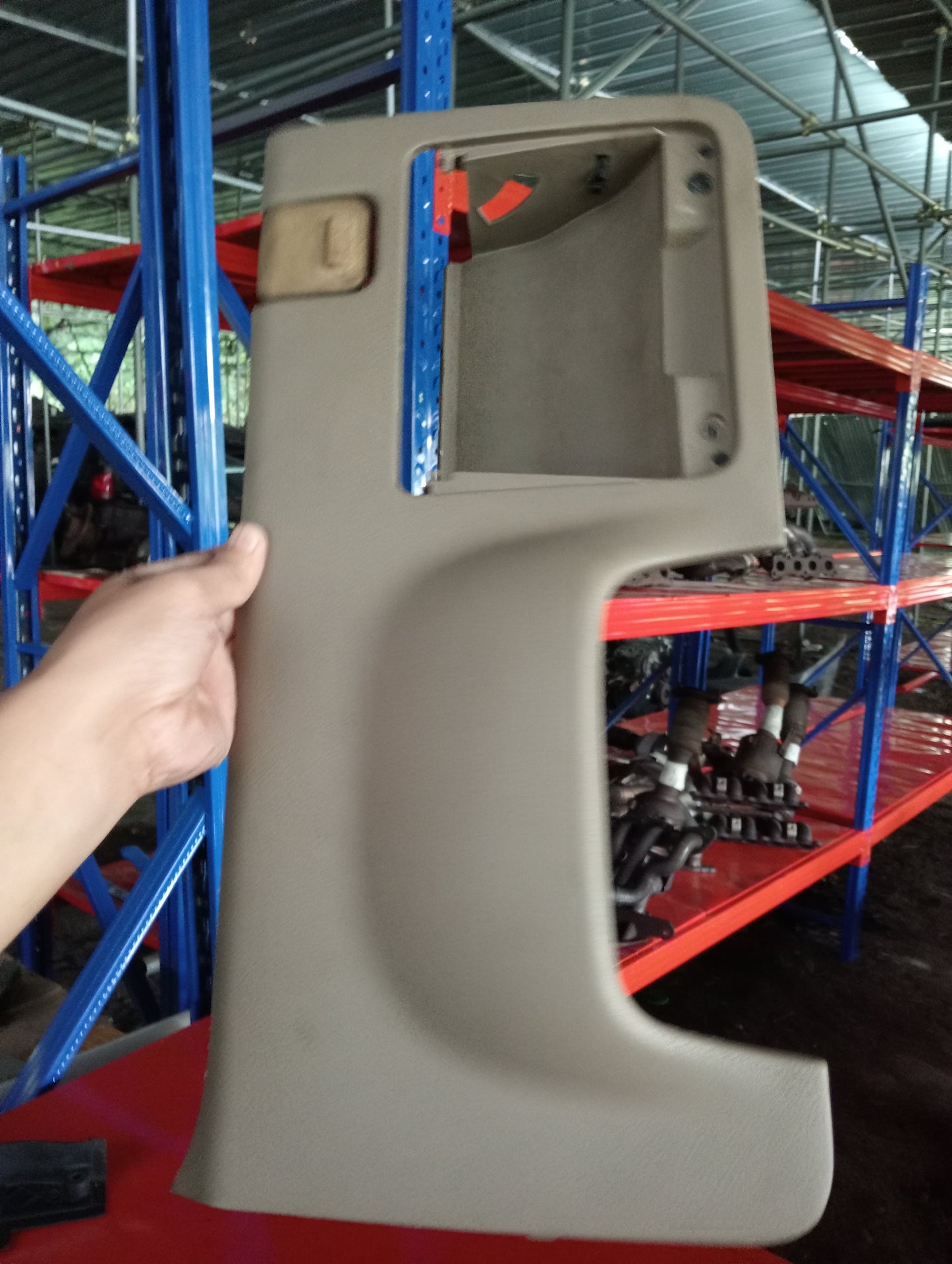 Chevrolet Optra | 1.6 | Lower Dashboard Cover Driver Side