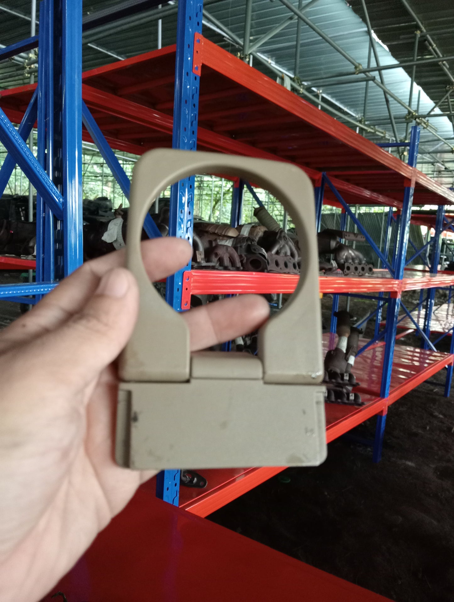 Chevrolet Optra | 1.6 | Cup Holder