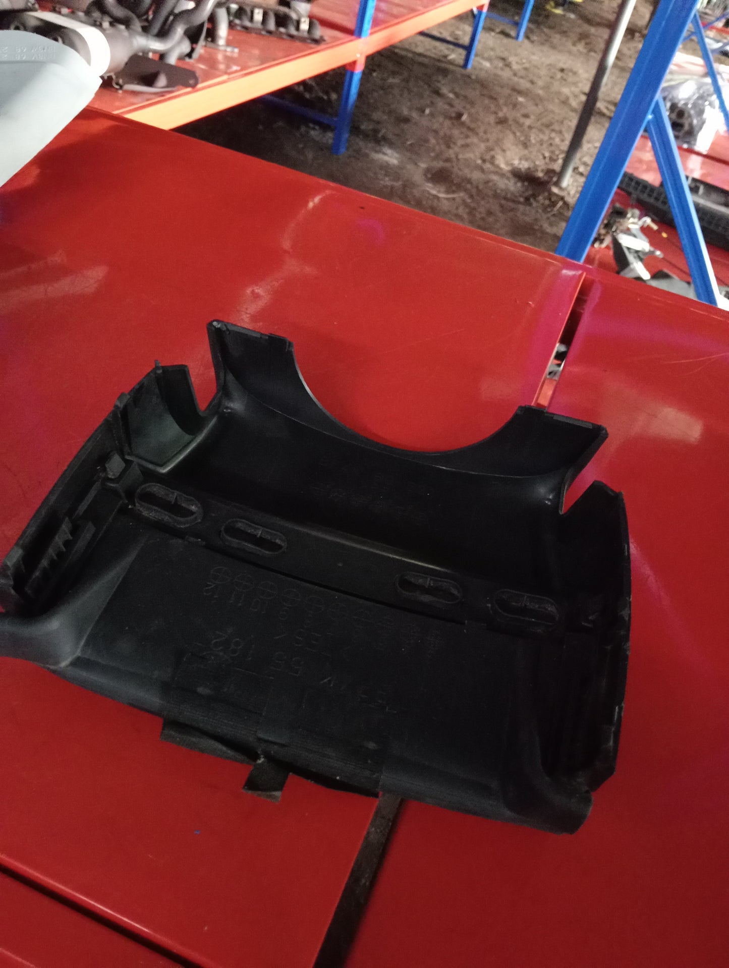 Mazda 3 | Steering Column Cover