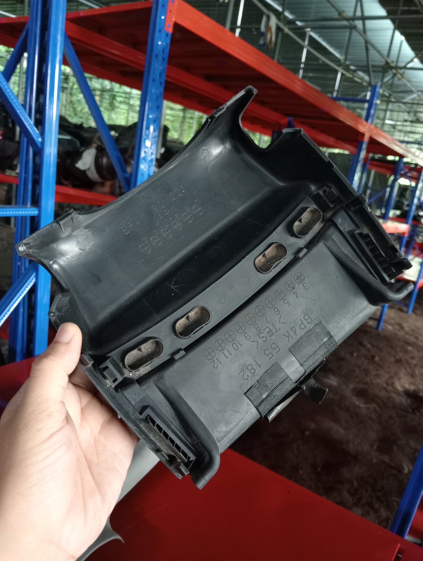 Mazda 3 | Steering Column Cover
