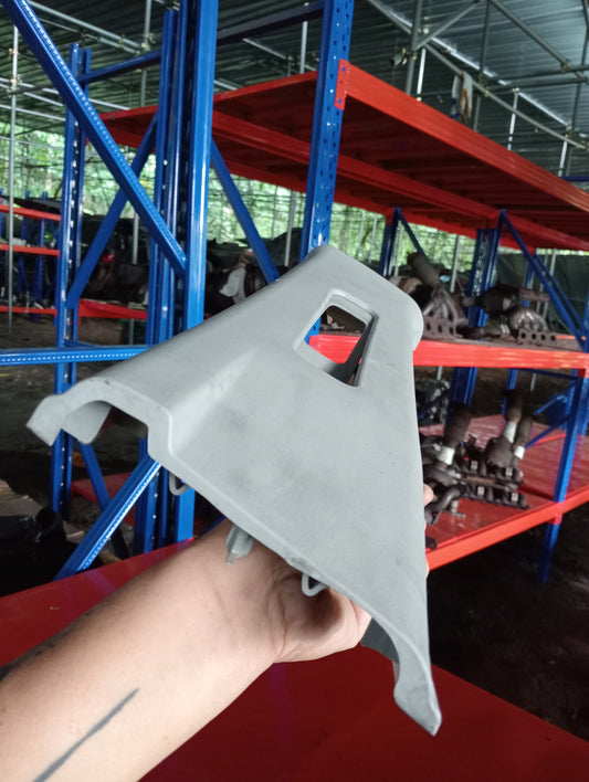 Mazda 3 | Seat Belt Side Trim Cover