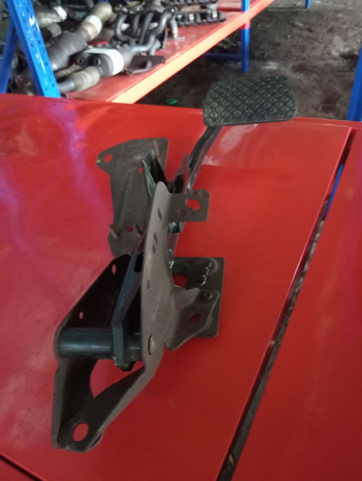 Mazda 3 | Brake Pedal