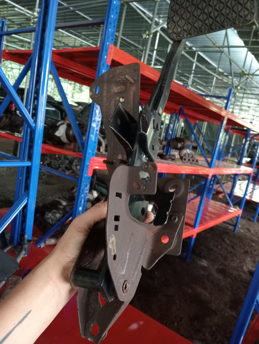 Mazda 3 | Brake Pedal