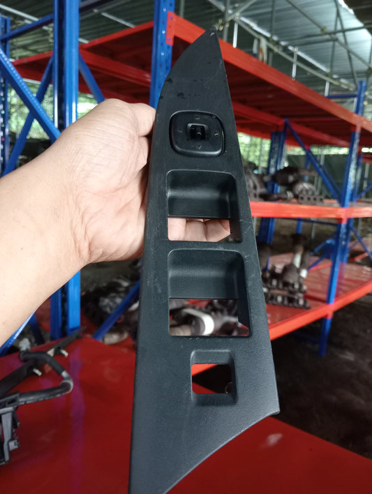 Mazda 3 | Front Driver Side Window Switch Cover