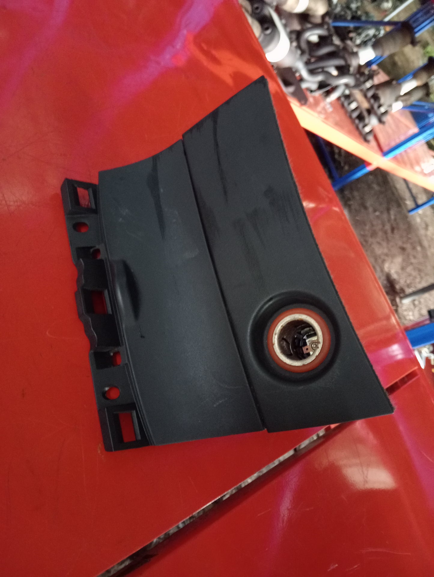 Mazda 3 | Center Console Coin Holder