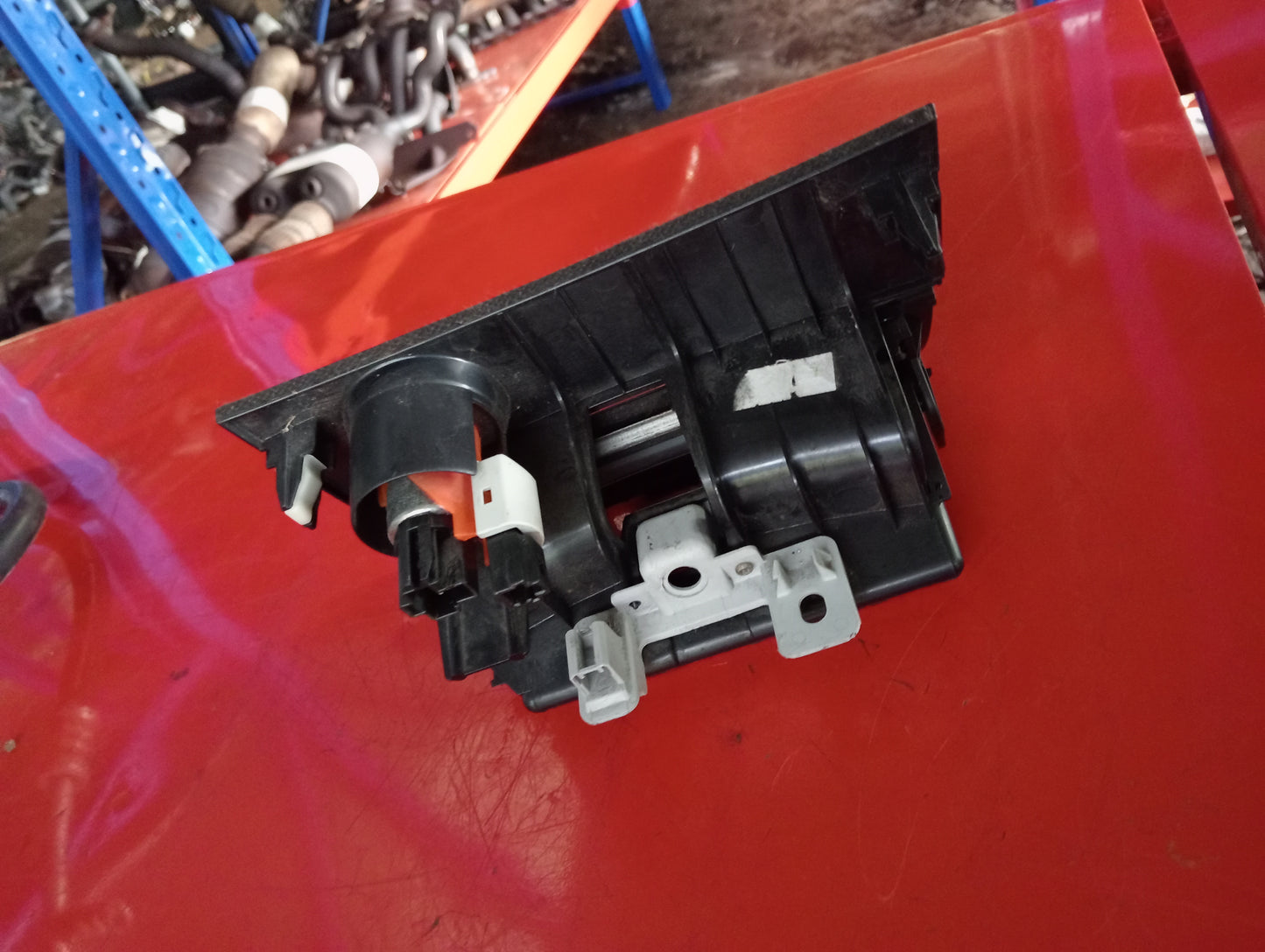 Mazda 3 | Center Console Coin Holder