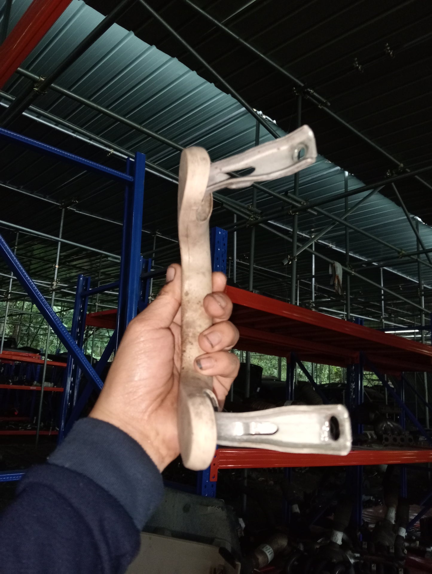 Ford Explorer | Eddie Bauer | Maroon | celling handle 1pc