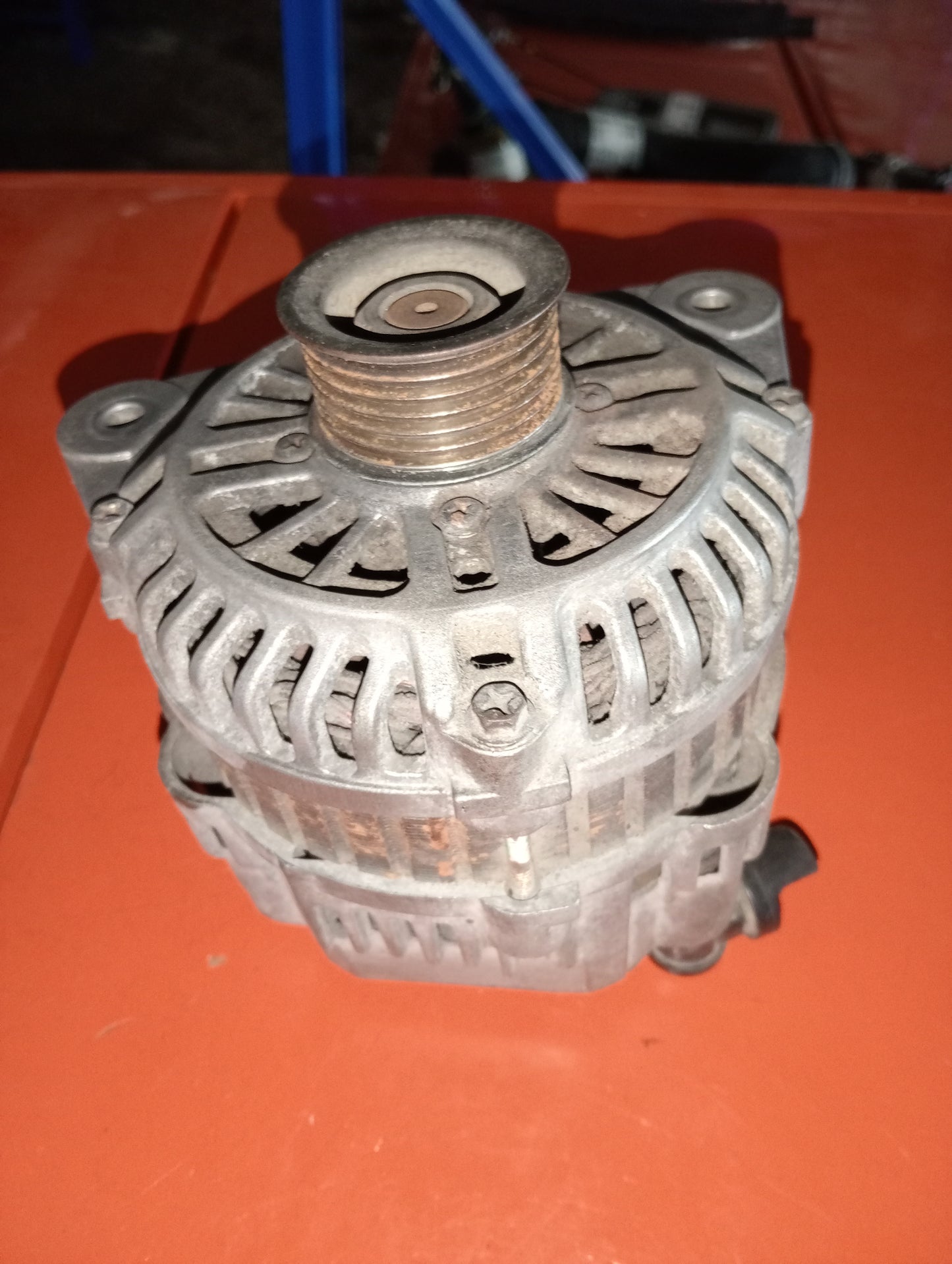Escape 2.0/ Alternator
