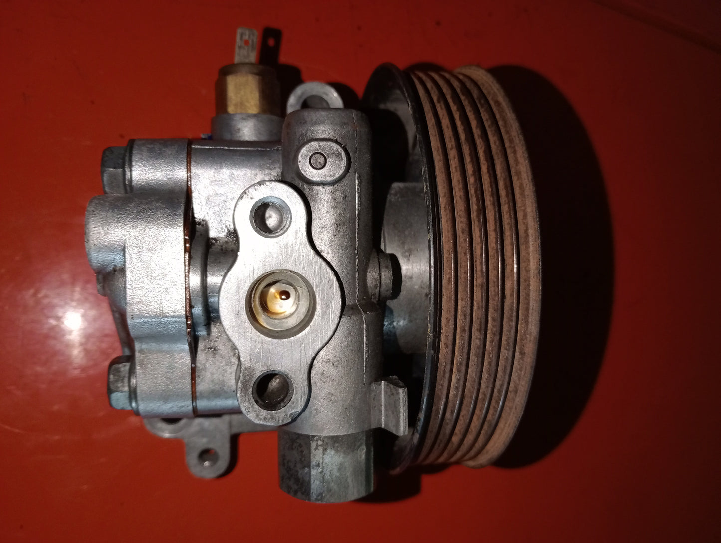 Escape 2.3/ Streering Pump