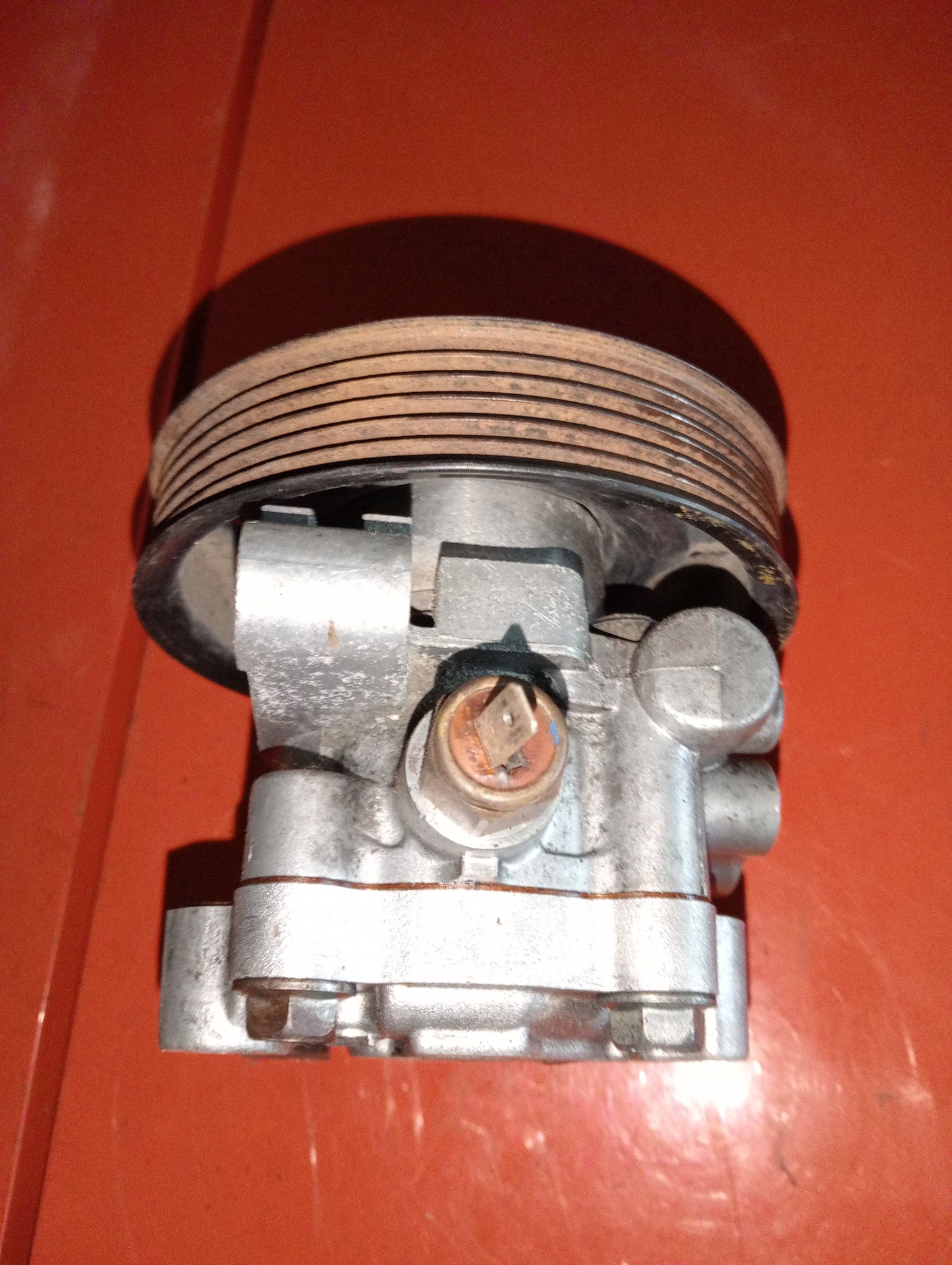Escape 2.3/ Streering Pump