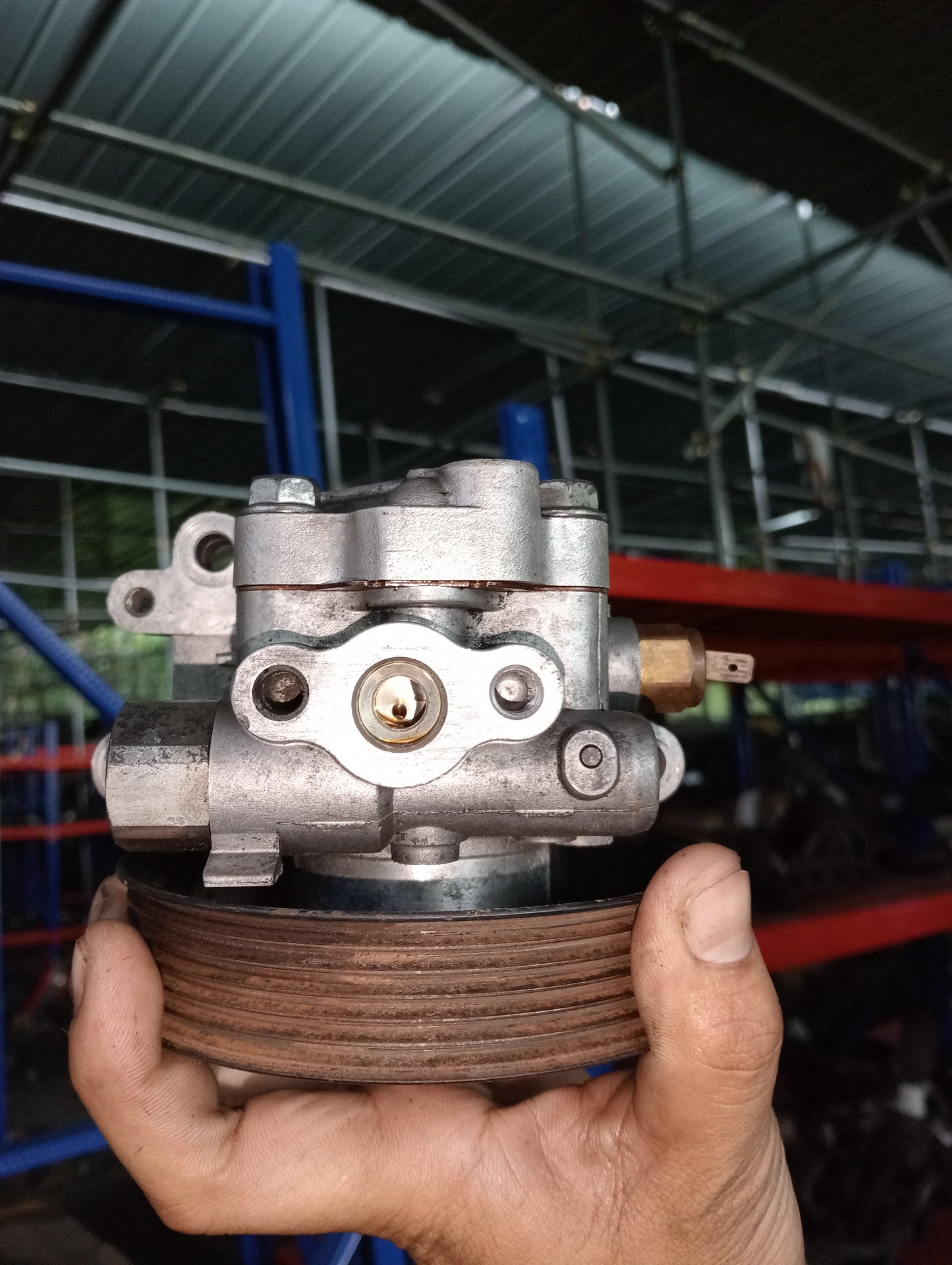 Escape 2.3/ Streering Pump