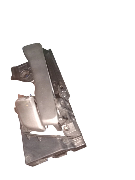 Hyundai Accent 2017 Inner Door Handle Driver Side