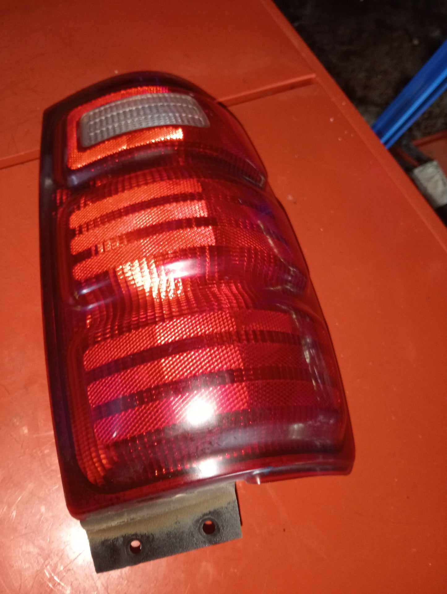 Expedition gen 1 | Tail light | Driver side