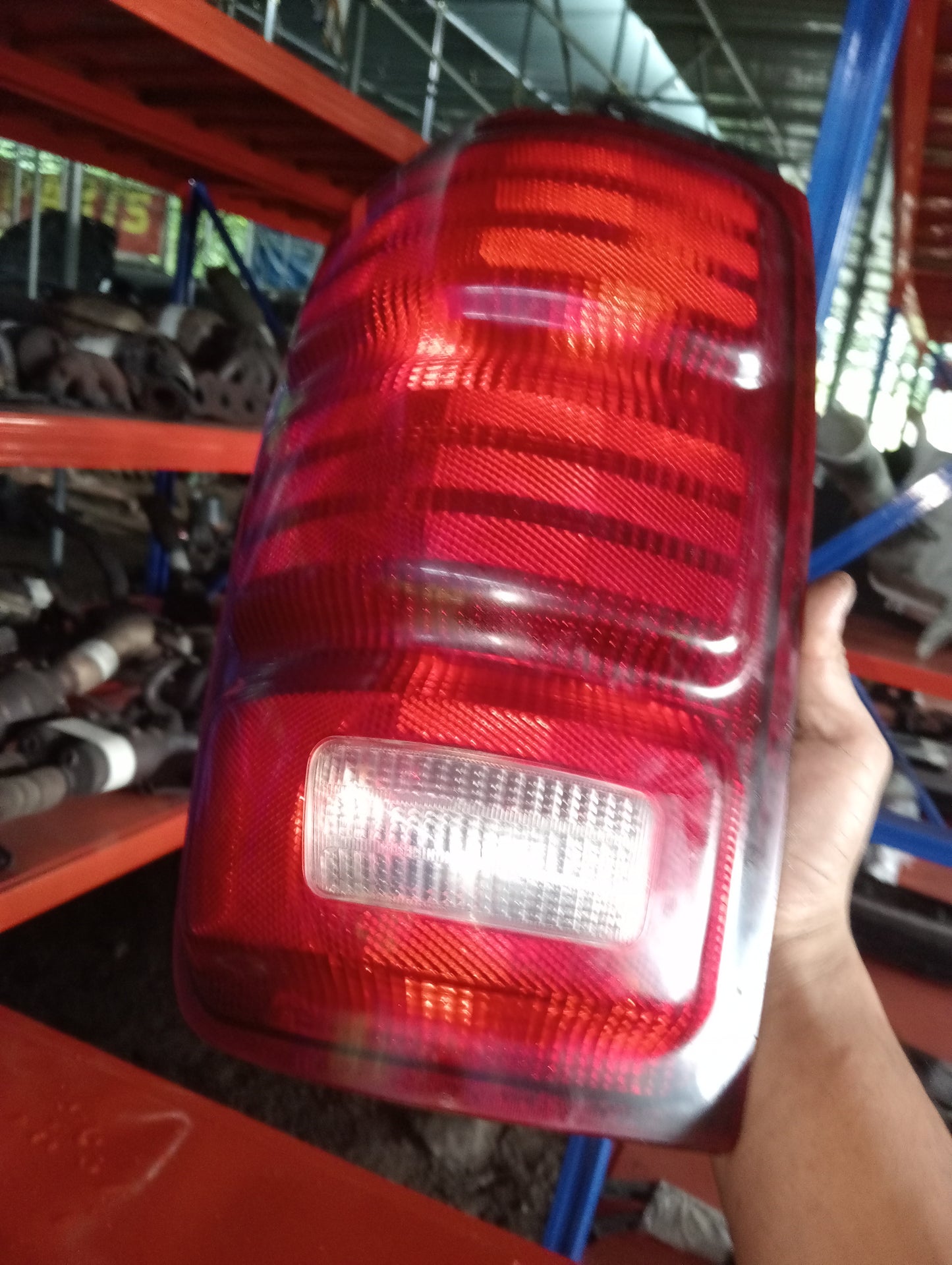 Expedition gen 1 | Tail light | Driver side