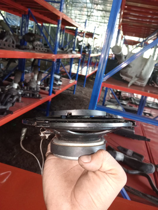 Explorer | Speaker |