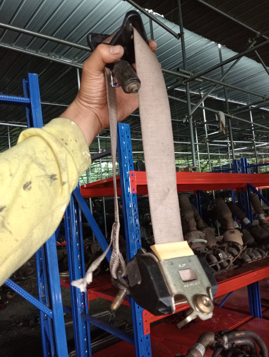 Escape 2.0 | Seat | Belt | Rear | Driver | Side