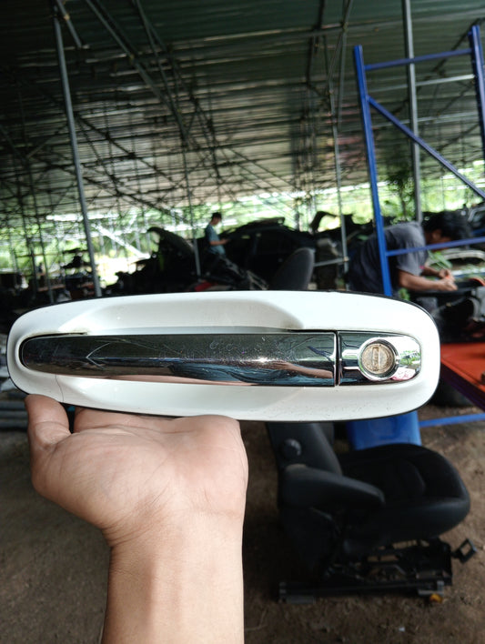 Optra 1.6 Outer Door Handle Driver Side