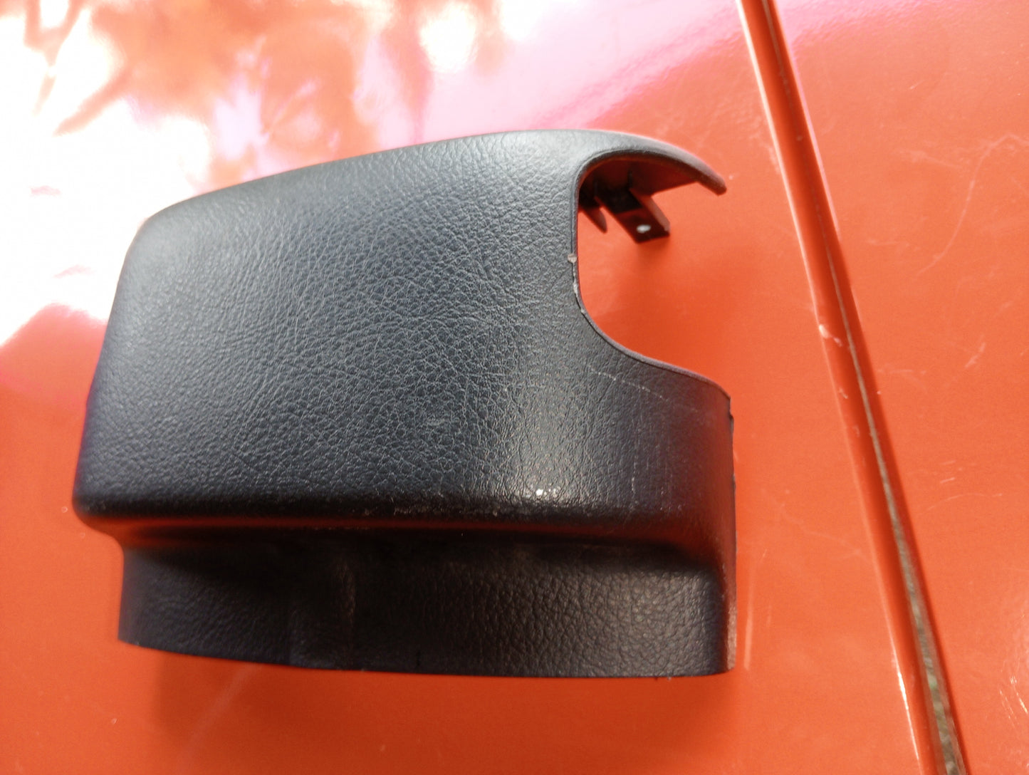 Optra 1.6 Upper steering column cover