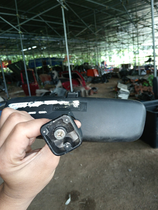 Optra 1.6 Rear Mirror View