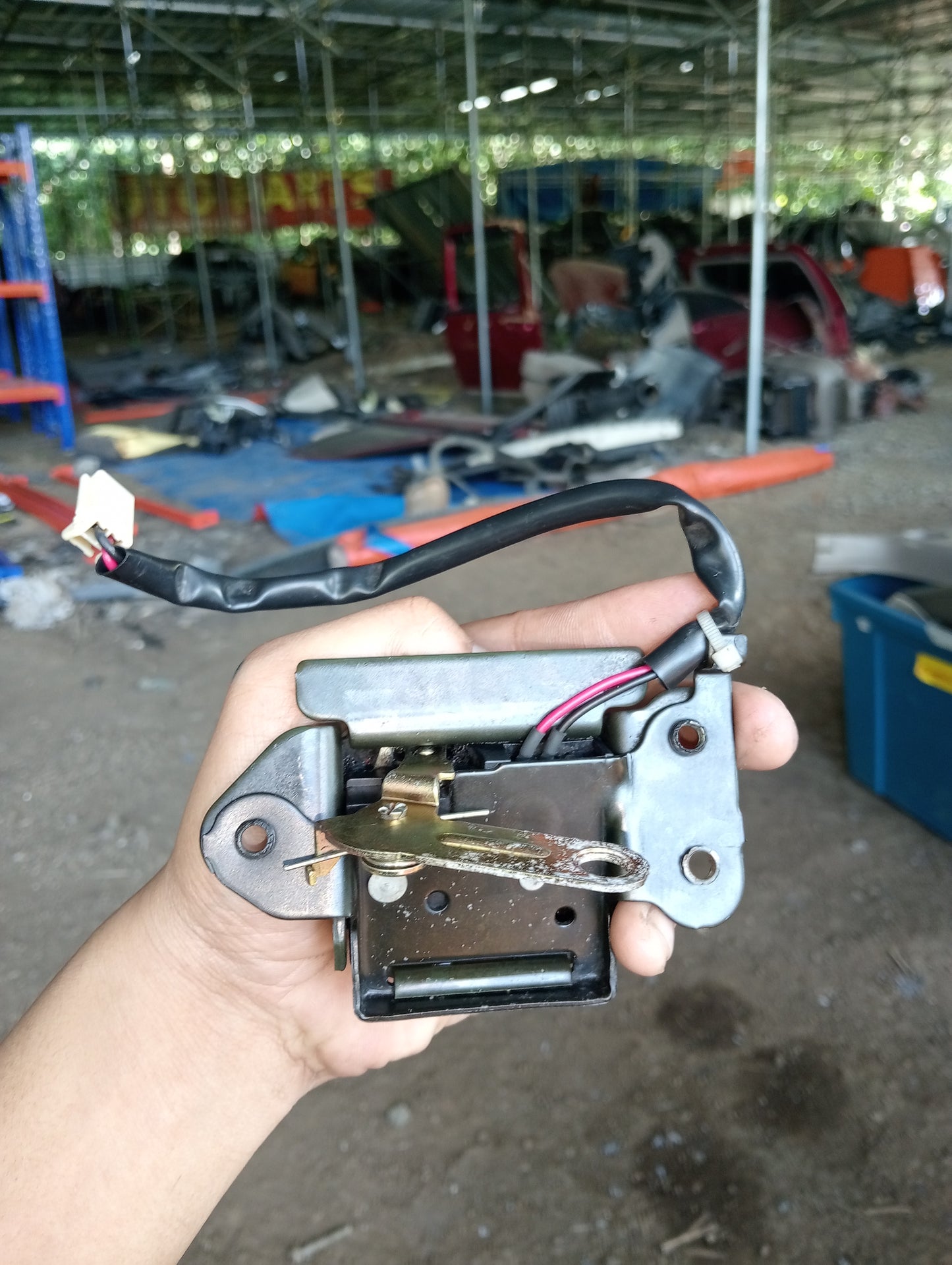Escape 2.0 Trunk Lock