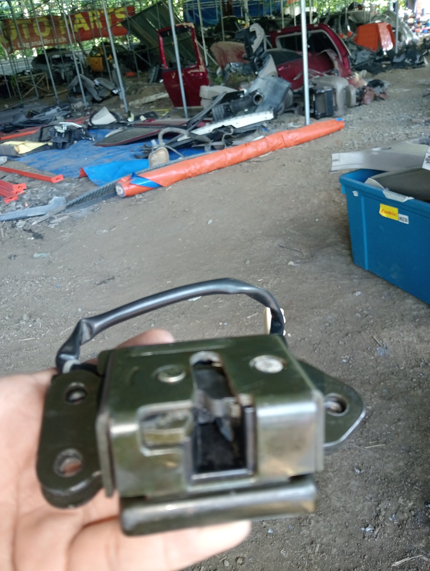 Escape 2.0 Trunk Lock